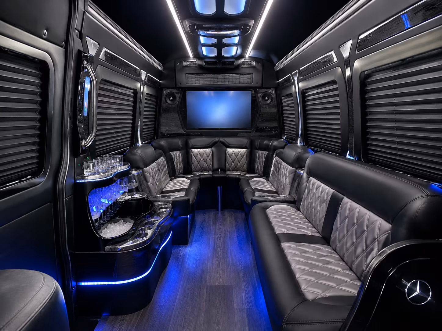 bus rentals for bands and performers traveling through south texas
